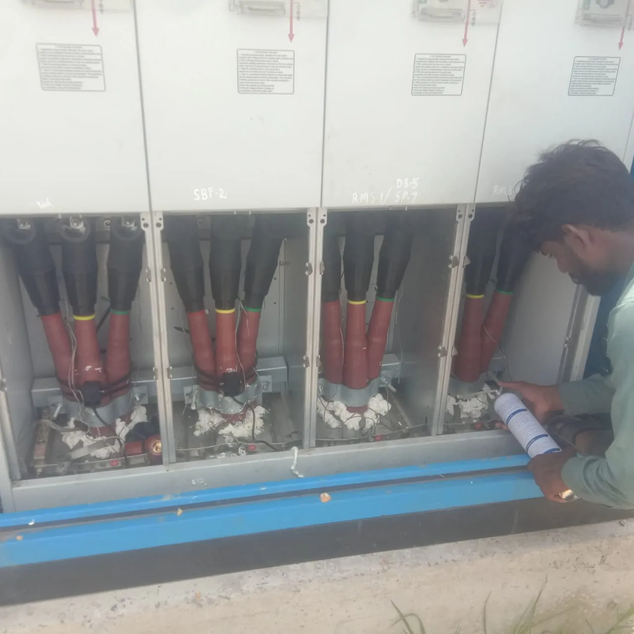 Foundation plinth for RMU / transformer
